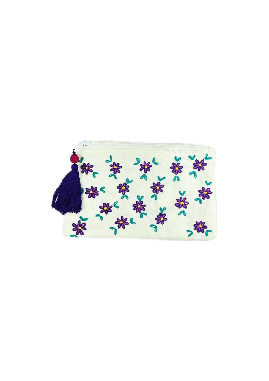 Embroidery medium pouch